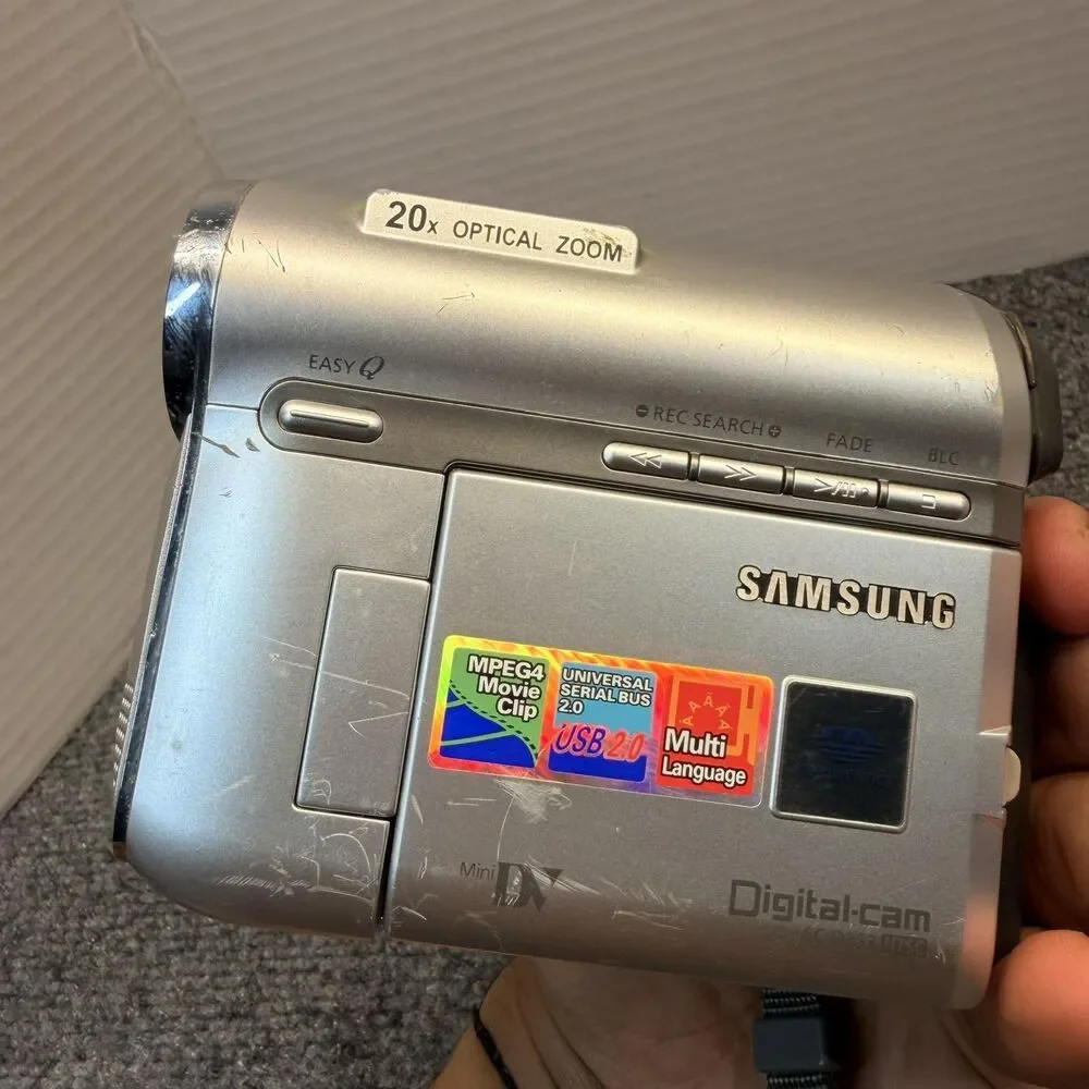 Vintage Samsung SC-D353 MiniDV Digital Camcorder Silver 20x Zoom Untested As-Is